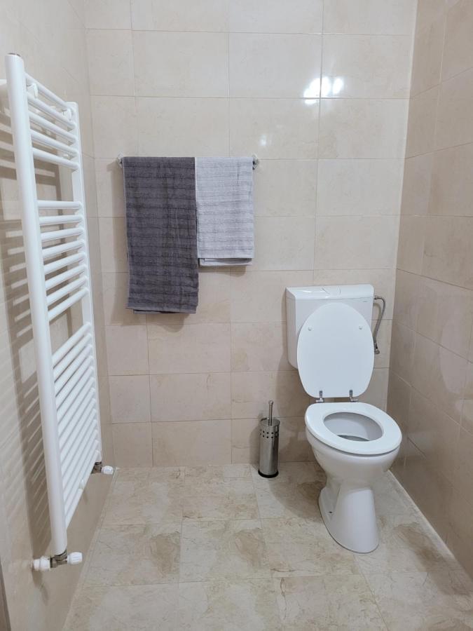 Apartamente Livada Ramnicu Valcea Ngoại thất bức ảnh
