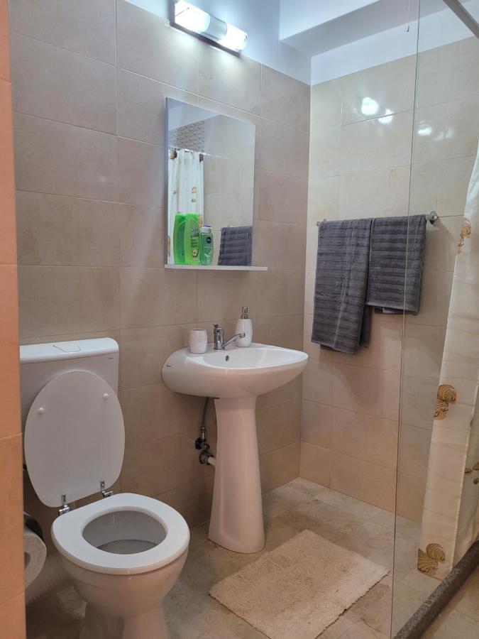 Apartamente Livada Ramnicu Valcea Ngoại thất bức ảnh