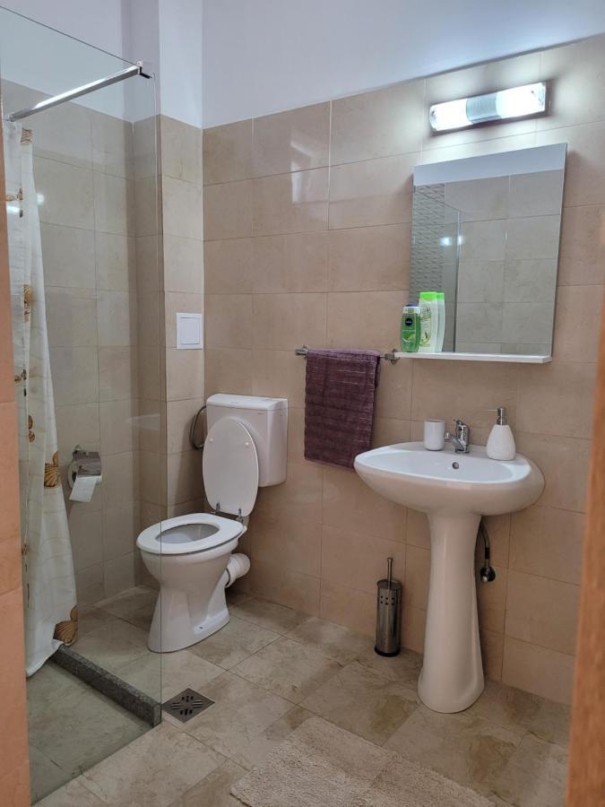 Apartamente Livada Ramnicu Valcea Ngoại thất bức ảnh