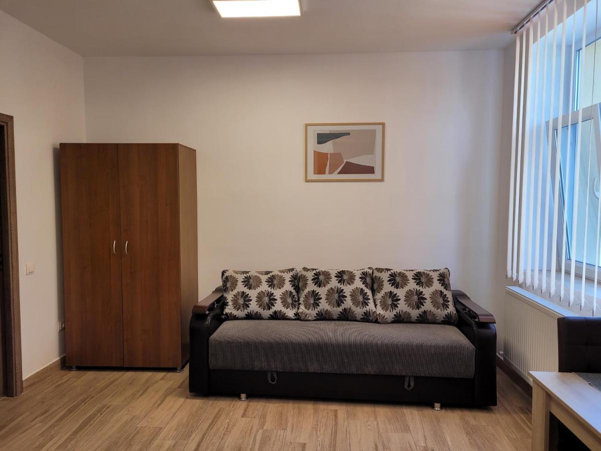 Apartamente Livada Ramnicu Valcea Ngoại thất bức ảnh